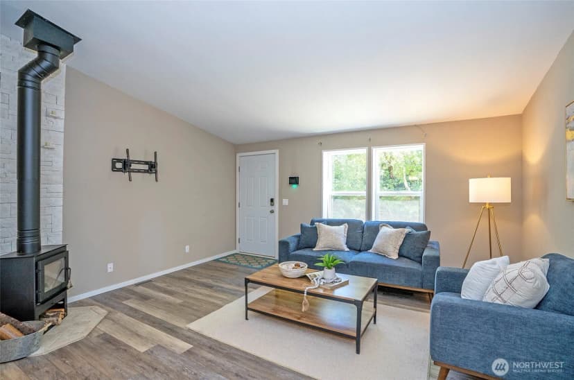 Property photo for 2416 205th Avenue Sw, Lakebay photo 4