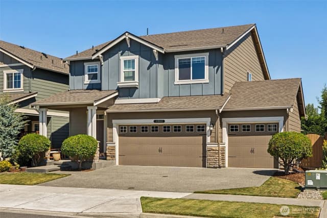 Property photo for 1003 31st Street Nw, Puyallup