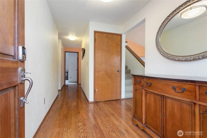 Property photo for 3104 E Maryland Street, Bellingham photo 6