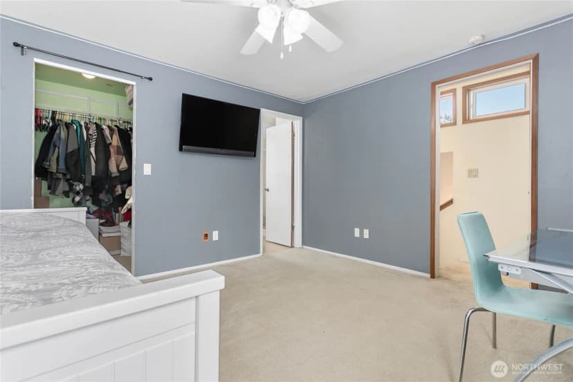 Property photo for 3104 E Maryland Street, Bellingham photo 31
