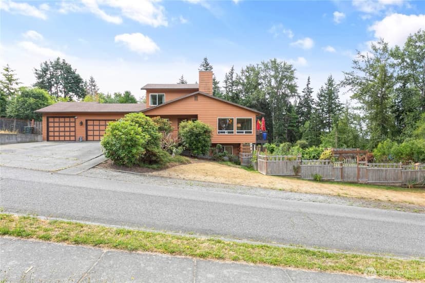 Property photo for 3104 E Maryland Street, Bellingham