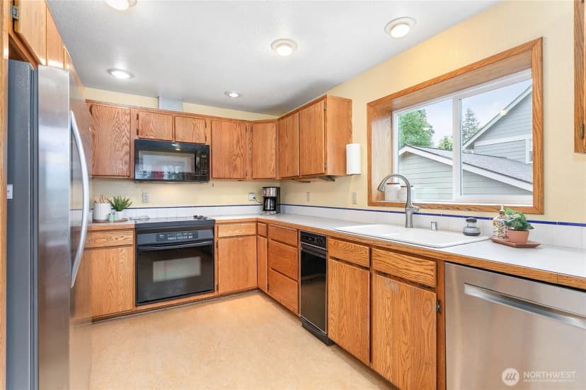 Property photo for 3104 E Maryland Street, Bellingham photo 16