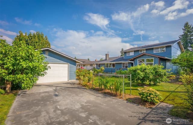 Property photo for 701 92nd Street Se, Everett photo 2