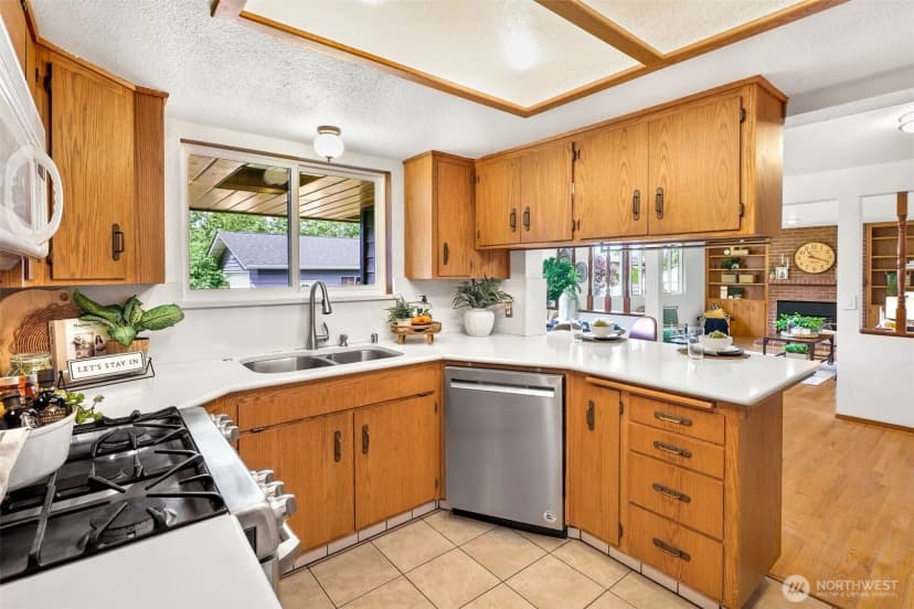 Property photo for 701 92nd Street Se, Everett photo 5