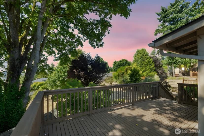 Property photo for 21328 96th Avenue S, Kent photo 28