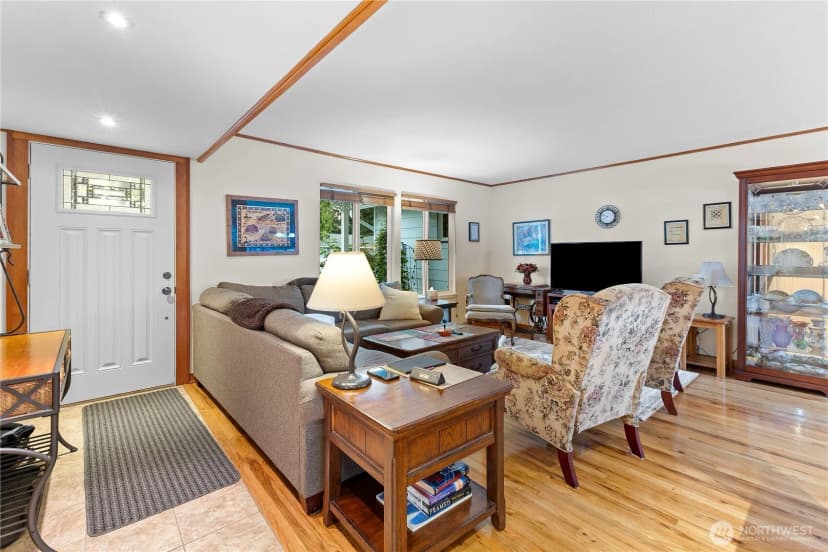 Property photo for 29318 32nd Place S, Auburn photo 6