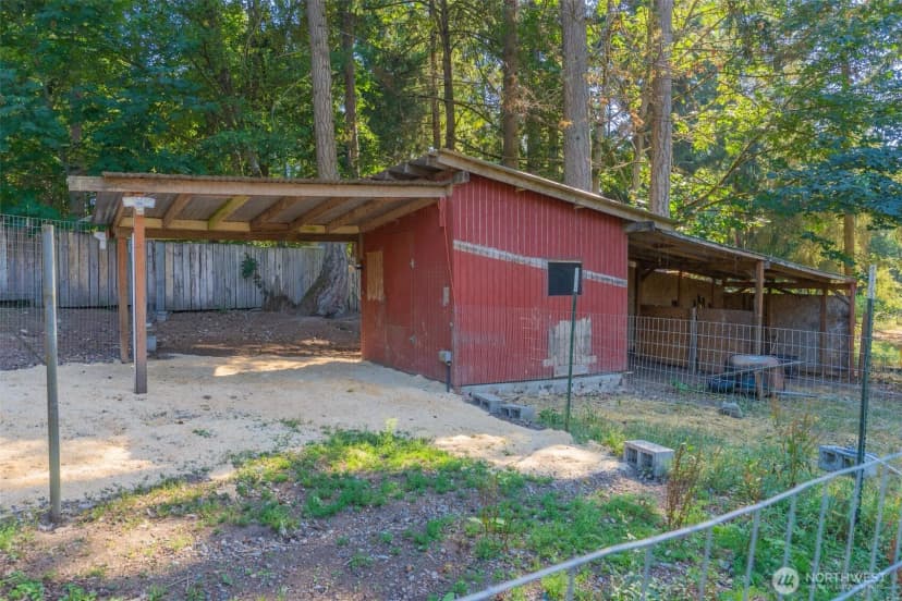 Property photo for 37906 34th Avenue S, Roy photo 8