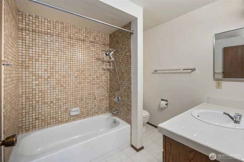 Property photo for 15915 Se 166th Pl, Renton photo 24
