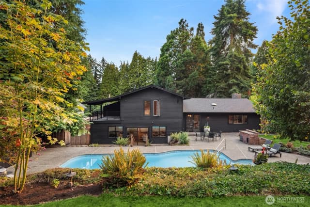 Property photo for 21000 Marine View Drive Sw, Normandy Park photo 4