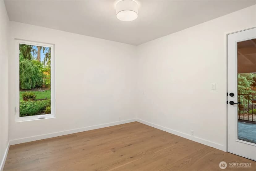Property photo for 21000 Marine View Drive Sw, Normandy Park photo 26