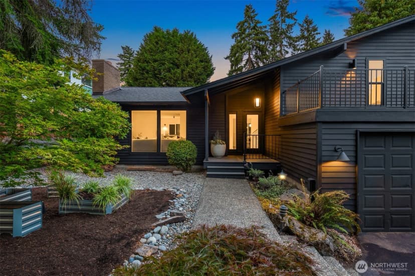 Property photo for 21000 Marine View Drive Sw, Normandy Park photo 6