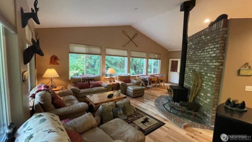 Property photo for 2316 Pine Tree Road, Leavenworth photo 2