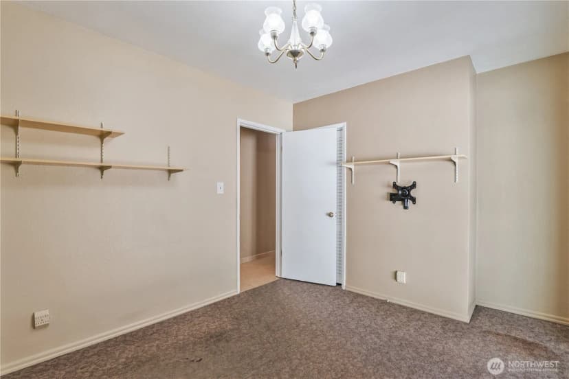 Property photo for 1429 21st Avenue, Longview photo 16