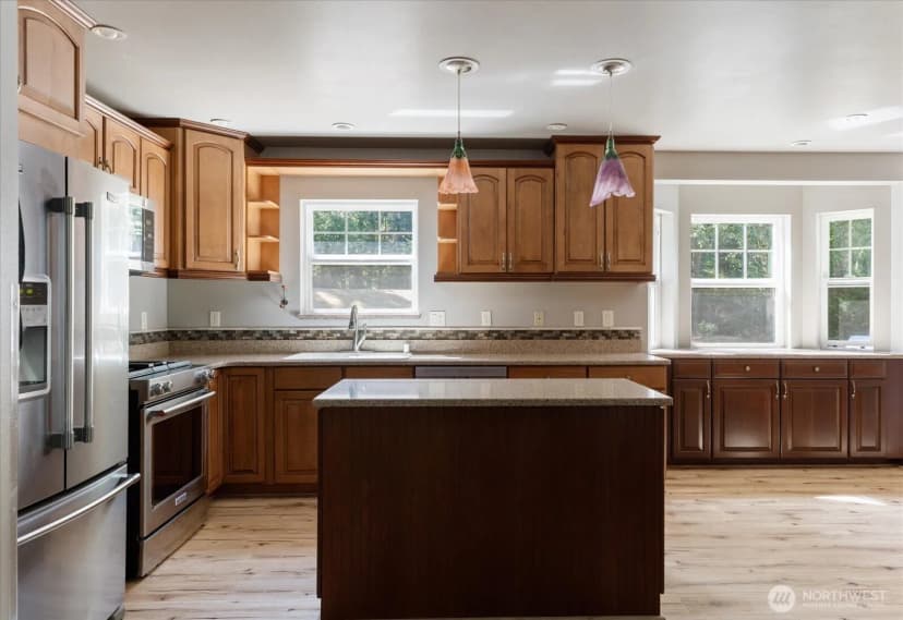 Property photo for 1530 Deer Ridge, Oak Harbor photo 9