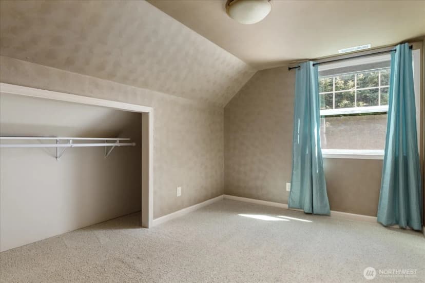 Property photo for 1530 Deer Ridge, Oak Harbor photo 24