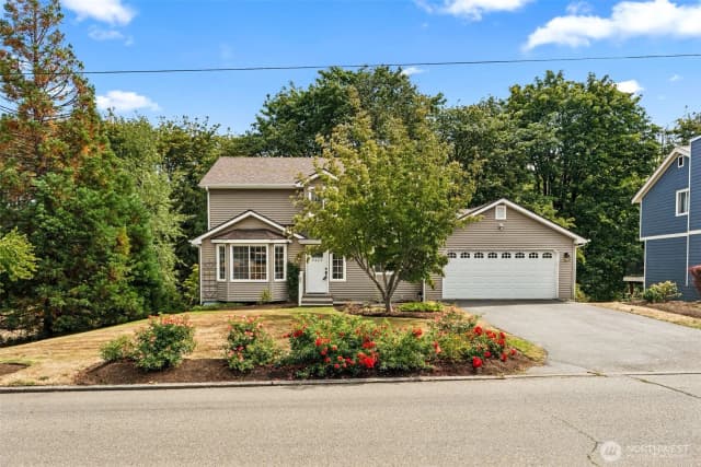 Property photo for 2453 Se Lincoln Avenue Se, Port Orchard