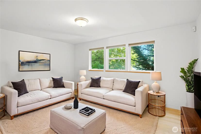 Property photo for 18872 Augusta Avenue Ne, Suquamish photo 6