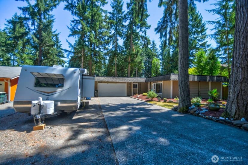 Property photo for 4104 Clearwater Drive Se, Lacey photo 32