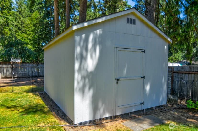 Property photo for 4104 Clearwater Drive Se, Lacey photo 30