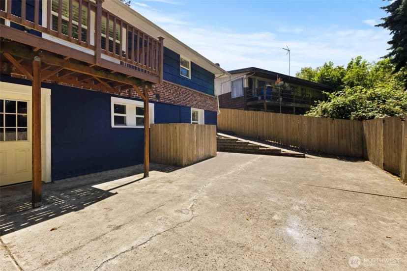 Property photo for 4525 10th Avenue S, Seattle photo 30