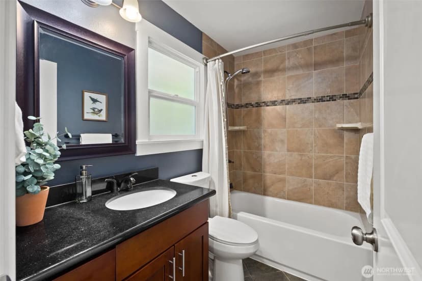 Property photo for 4525 10th Avenue S, Seattle photo 18