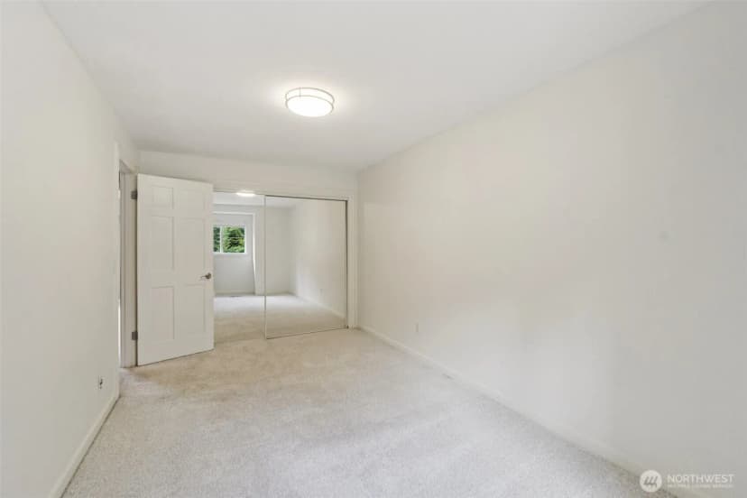 Property photo for 15631 Issaquah Hobart Road Se, Issaquah photo 21