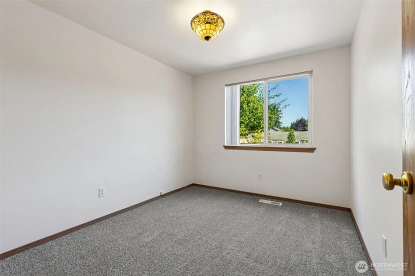 Property photo for 1401 Park Avenue, Puyallup photo 22