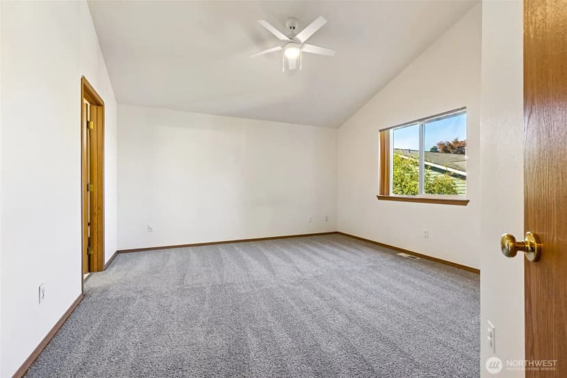 Property photo for 1401 Park Avenue, Puyallup photo 13