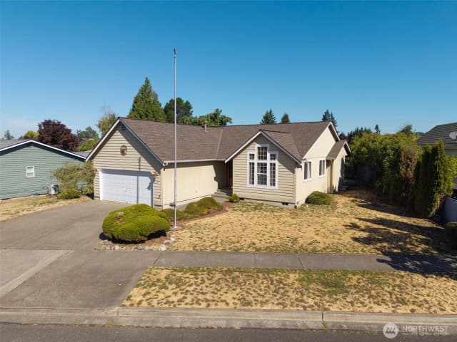 Property photo for 1401 Park Avenue, Puyallup photo 2