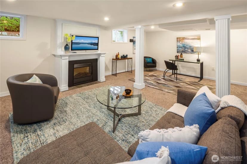 Property photo for 7215 W Green Lake Drive N, Seattle photo 17