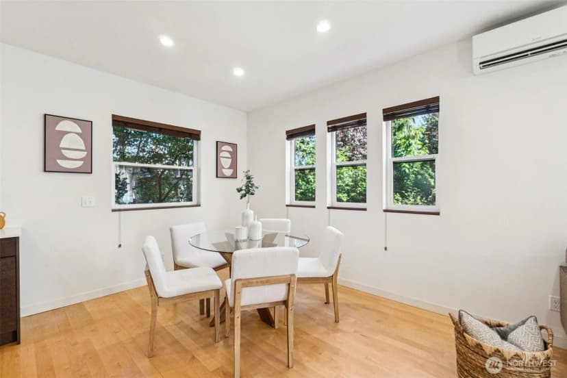 Property photo for 1612 N 46th Street, Seattle photo 6
