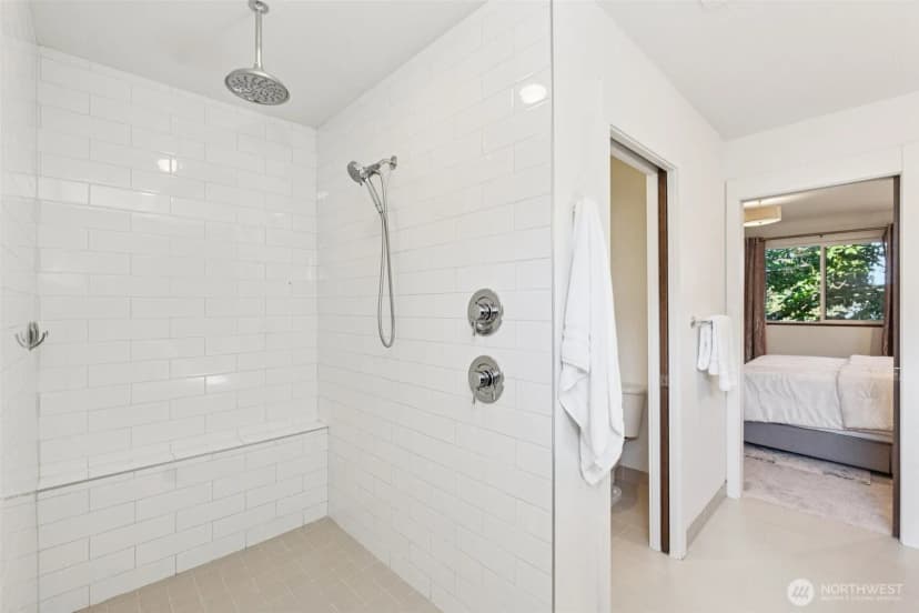 Property photo for 1612 N 46th Street, Seattle photo 14