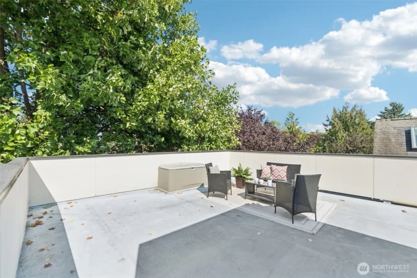 Property photo for 1612 N 46th Street, Seattle photo 16