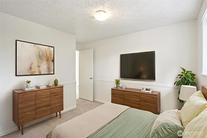 Property photo for 15335 81st Avenue Ne, Kenmore photo 17