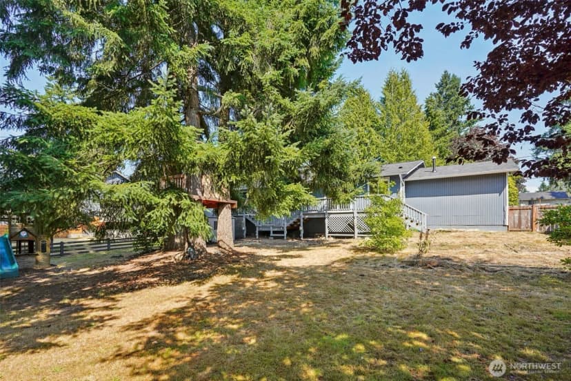 Property photo for 15335 81st Avenue Ne, Kenmore photo 30