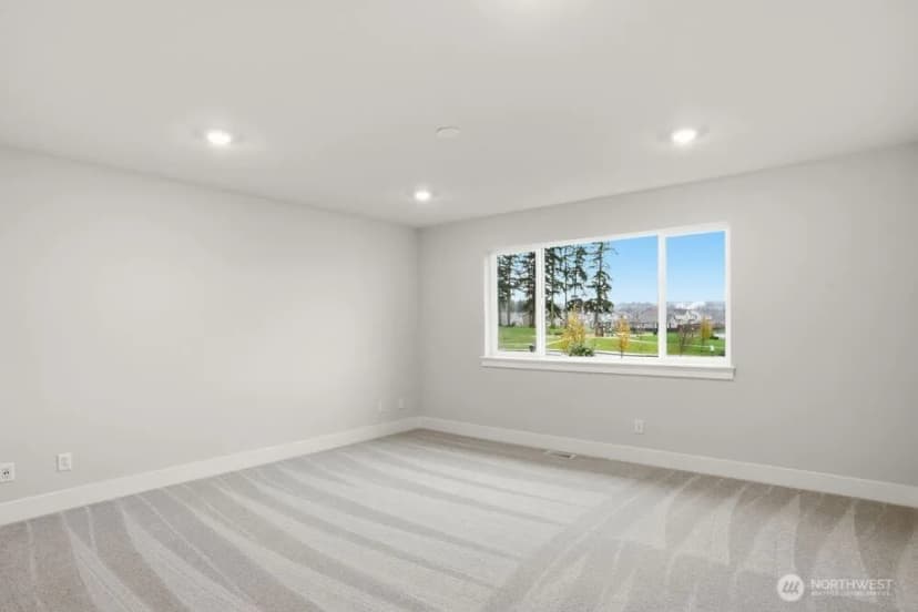Property photo for 732 Weaver Drive E, Enumclaw photo 11