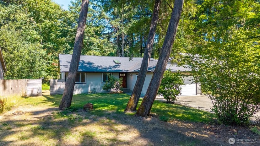 Property photo for 2506 19th Way Nw, Olympia photo 2