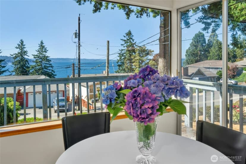 Property photo for 11988 Marine View Drive Sw, Burien photo 13