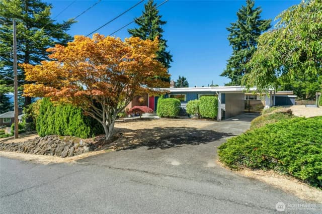 Property photo for 11988 Marine View Drive Sw, Burien photo 3