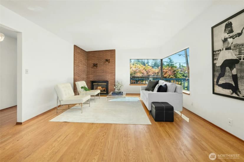Property photo for 11988 Marine View Drive Sw, Burien photo 10