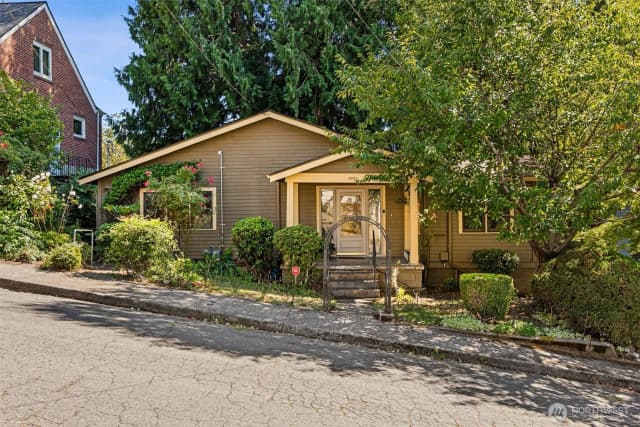 Property photo for 1021 Bigelow Avenue Ne, Olympia photo 2