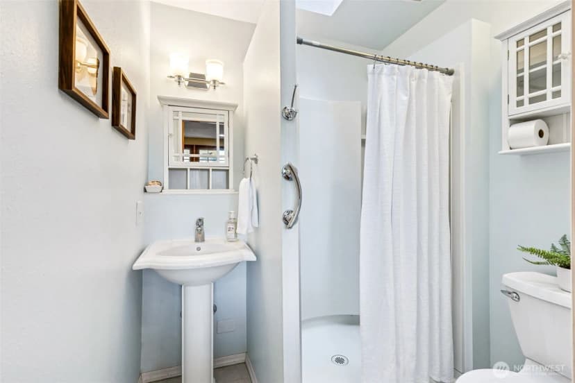 Property photo for 1021 Bigelow Avenue Ne, Olympia photo 15