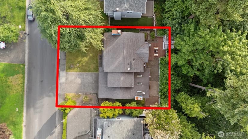 Property photo for 9132 Ne 143rd Place, Kirkland photo 25