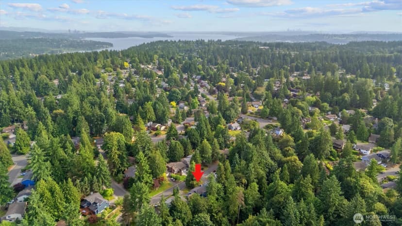 Property photo for 9132 Ne 143rd Place, Kirkland photo 26