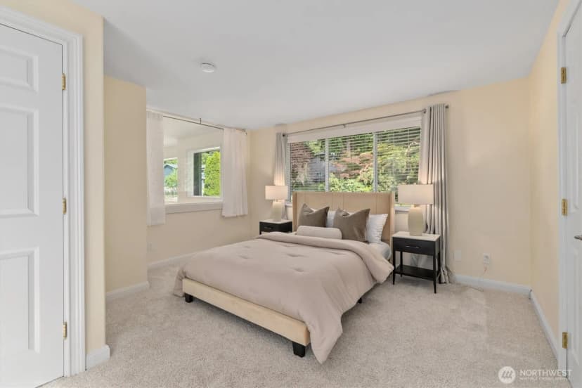 Property photo for 9132 Ne 143rd Place, Kirkland photo 20