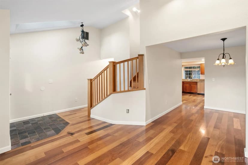 Property photo for 4411 Harbor Ridge Court Ne, Tacoma photo 6