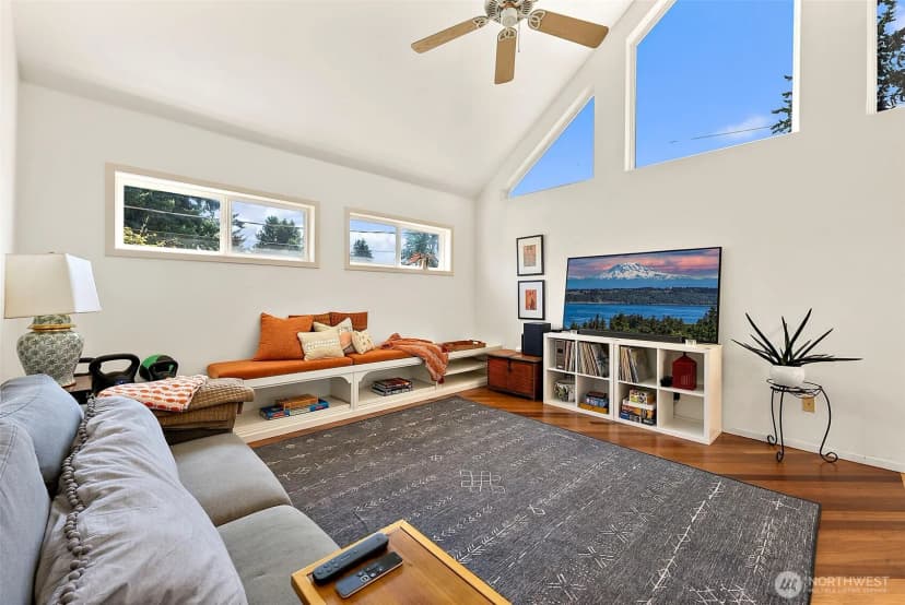 Property photo for 336 Summit Avenue, Fircrest photo 3