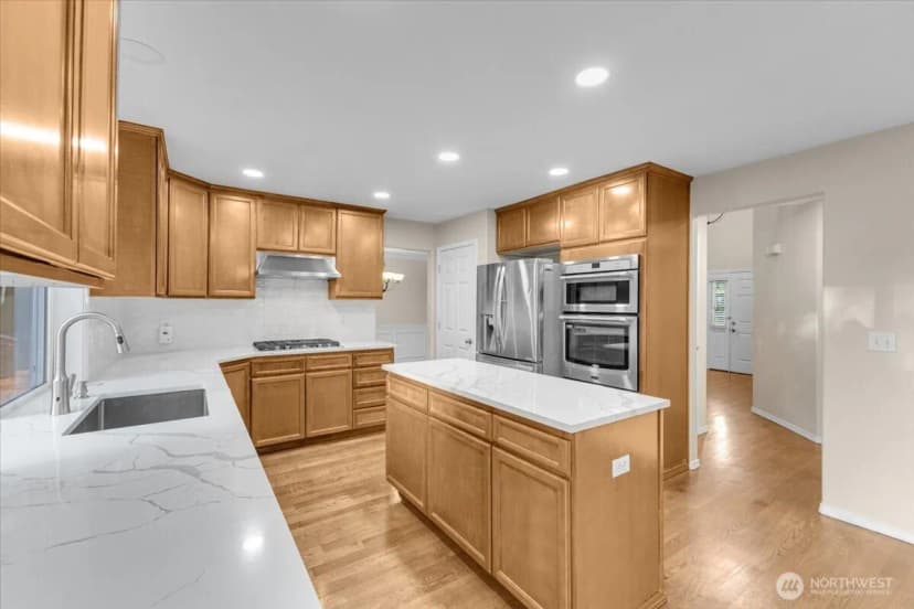Property photo for 17329 34th Place W, Lynnwood photo 11