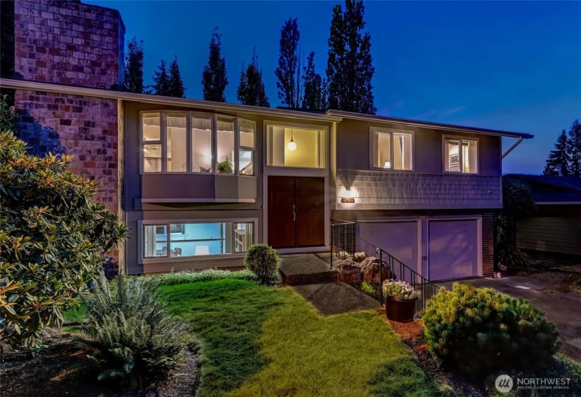 Property photo for 12631 Ne 111th Place, Kirkland photo 34