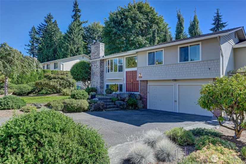Property photo for 12631 Ne 111th Place, Kirkland photo 30